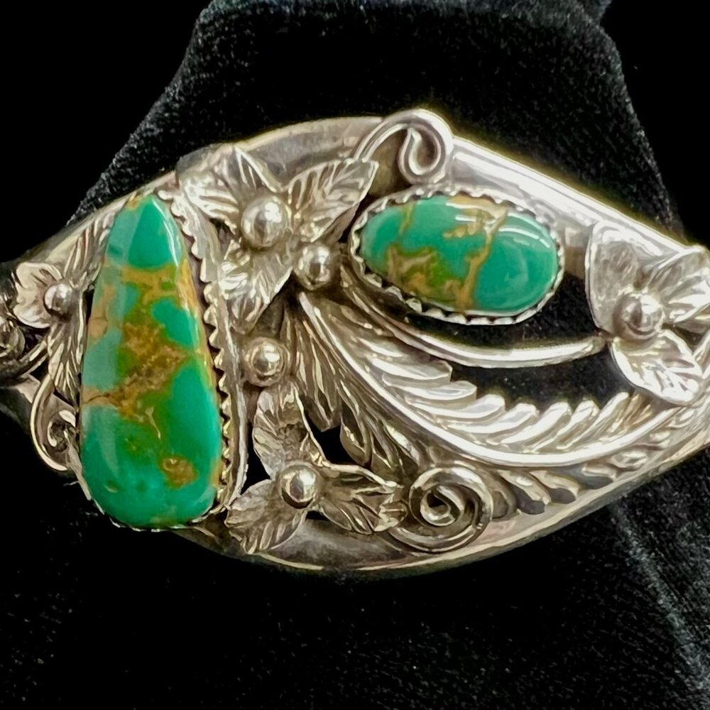 Vintage Native American Silver Cuff Bracelet Blue-Green Turquoise S. Dickens